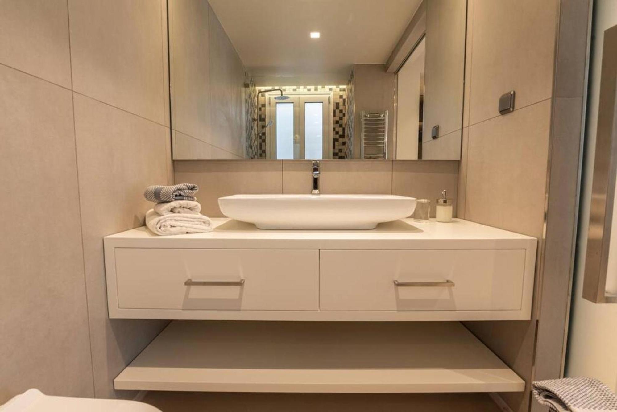 Luxurious Apartment In Acropolis Aten Exteriör bild