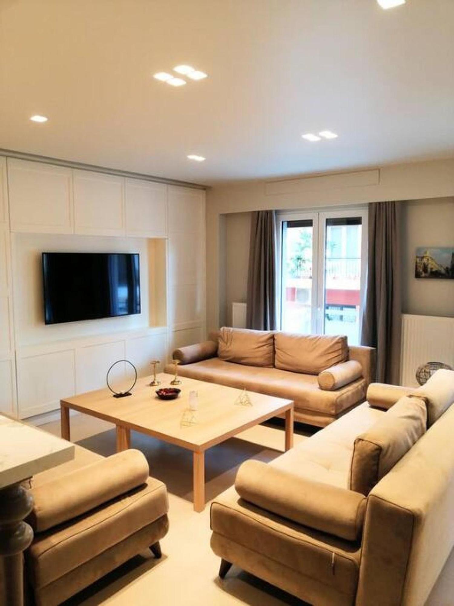 Luxurious Apartment In Acropolis Aten Exteriör bild