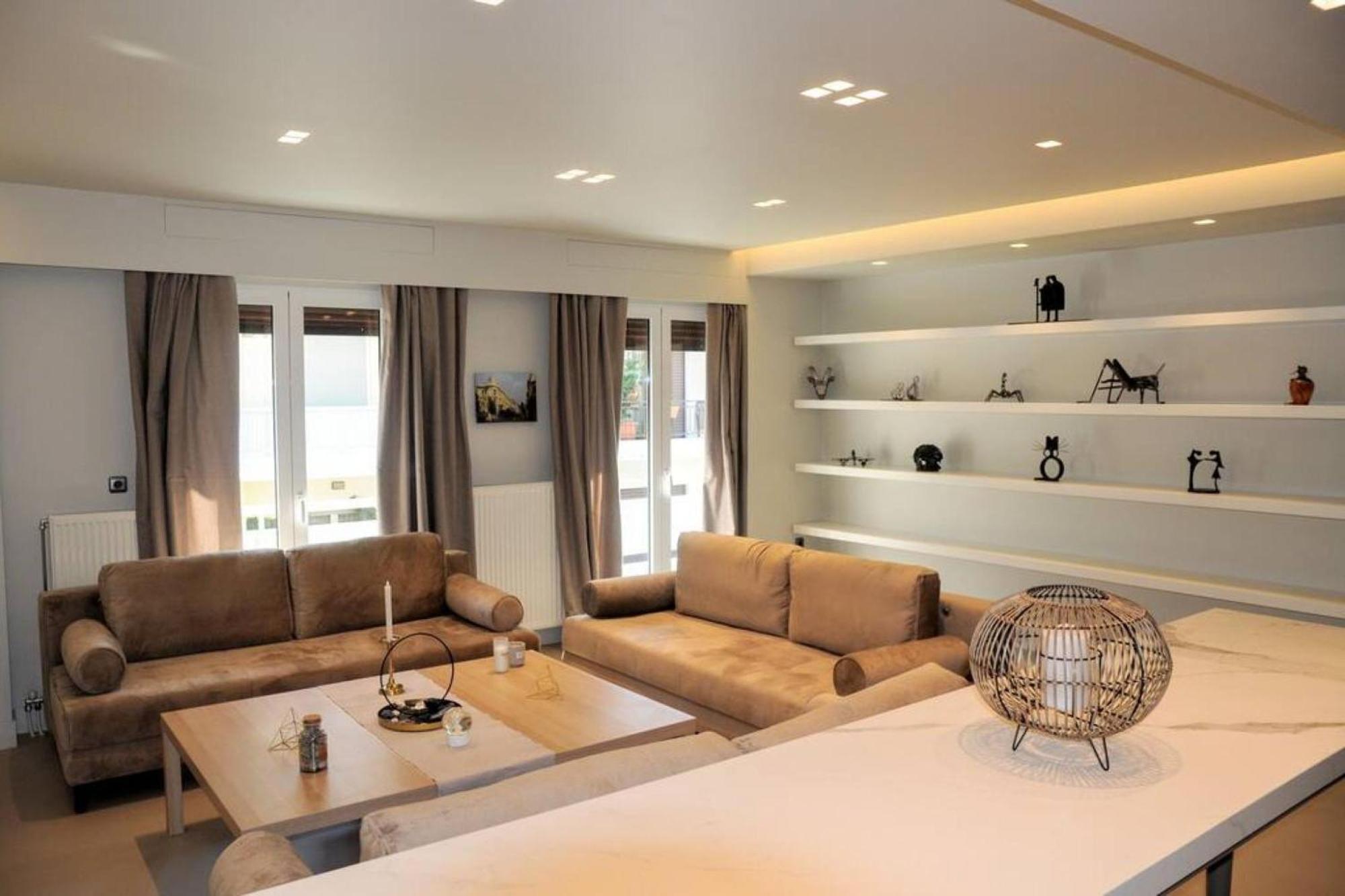 Luxurious Apartment In Acropolis Aten Exteriör bild